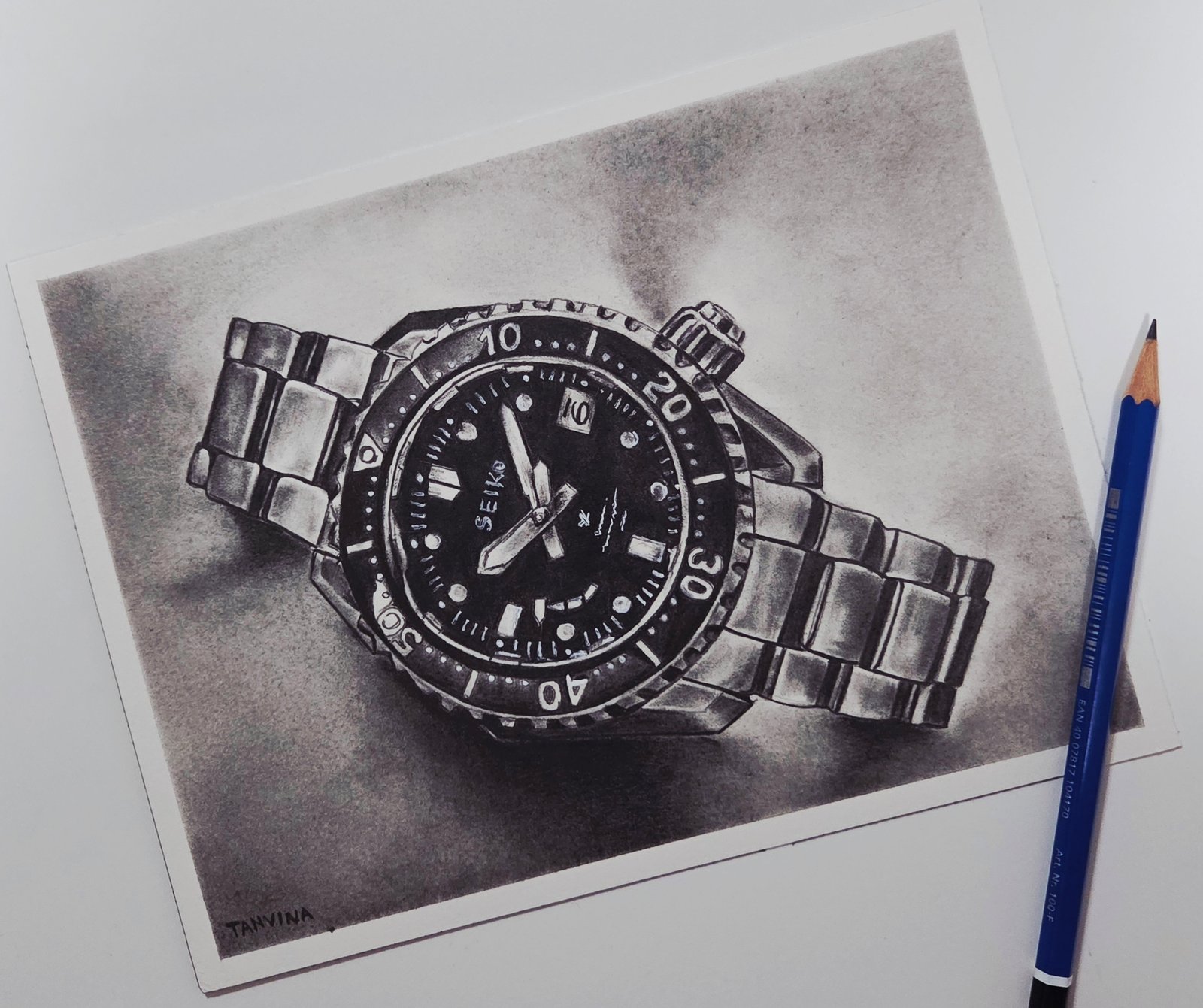 Graphite pencil art drawing, example of adult pencil art studio work